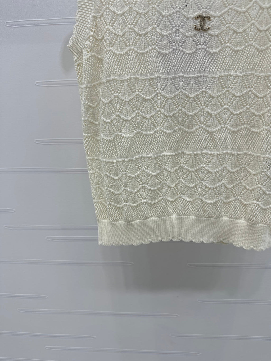 CHANEL 25S HOLLOW KNIT VEST 264154