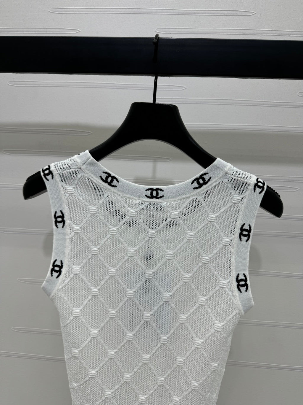 CHANEL 25S DIAMOND HOLLOW KNIT VEST 264033