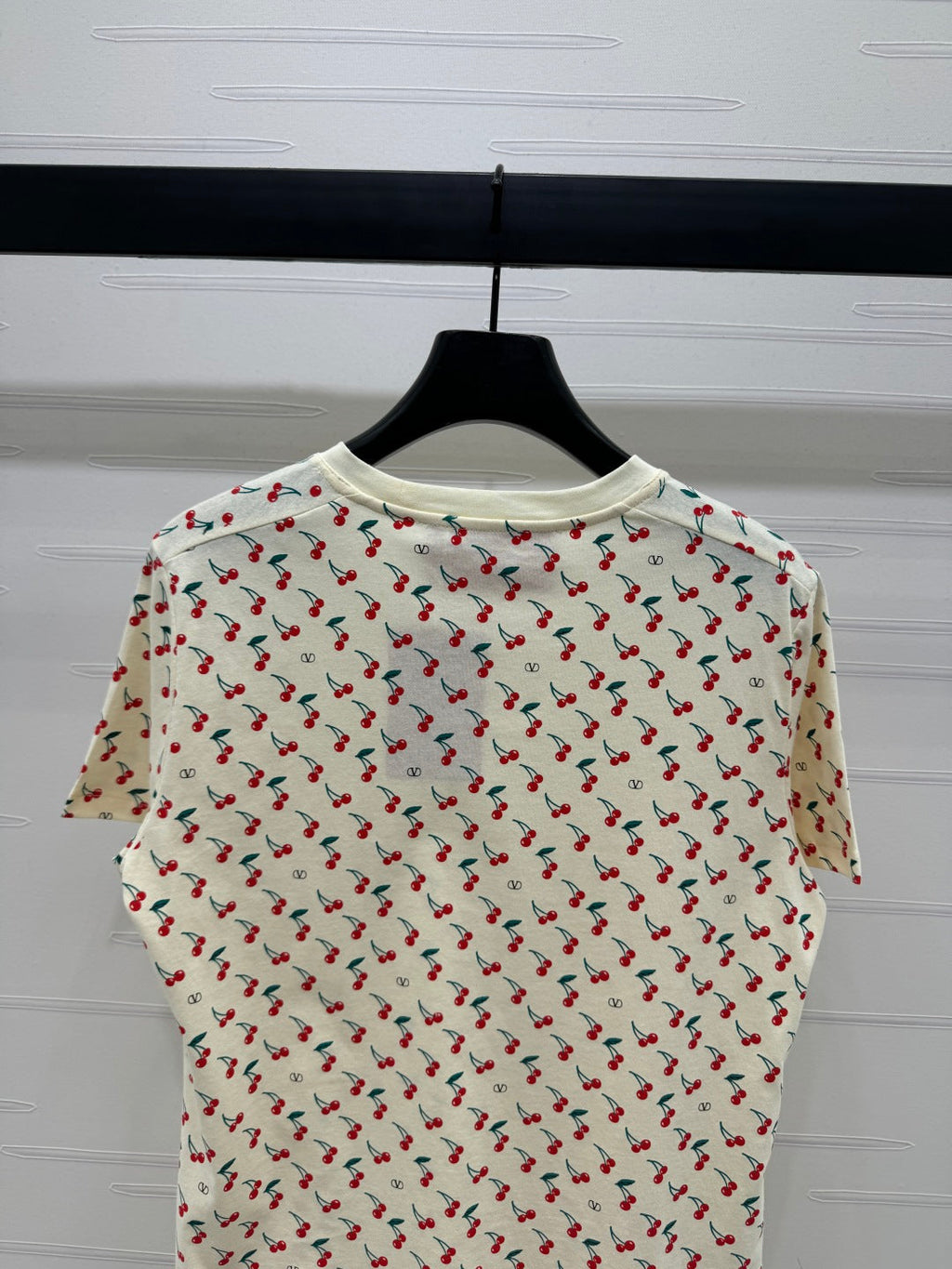 VALENTINO 25S CHERRY PATTERN ROUND NECK T-SHIRT 264040