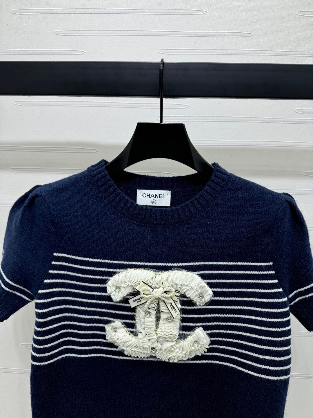 CHANEL SHORT-SLEEVE KNITTED PUFF-SLEEVE TOP 274951