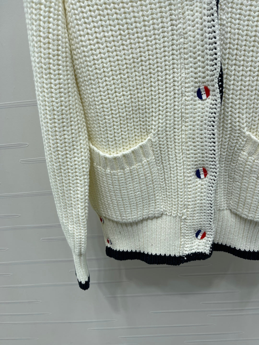 THOM 26S CARDIGAN STYLE 70