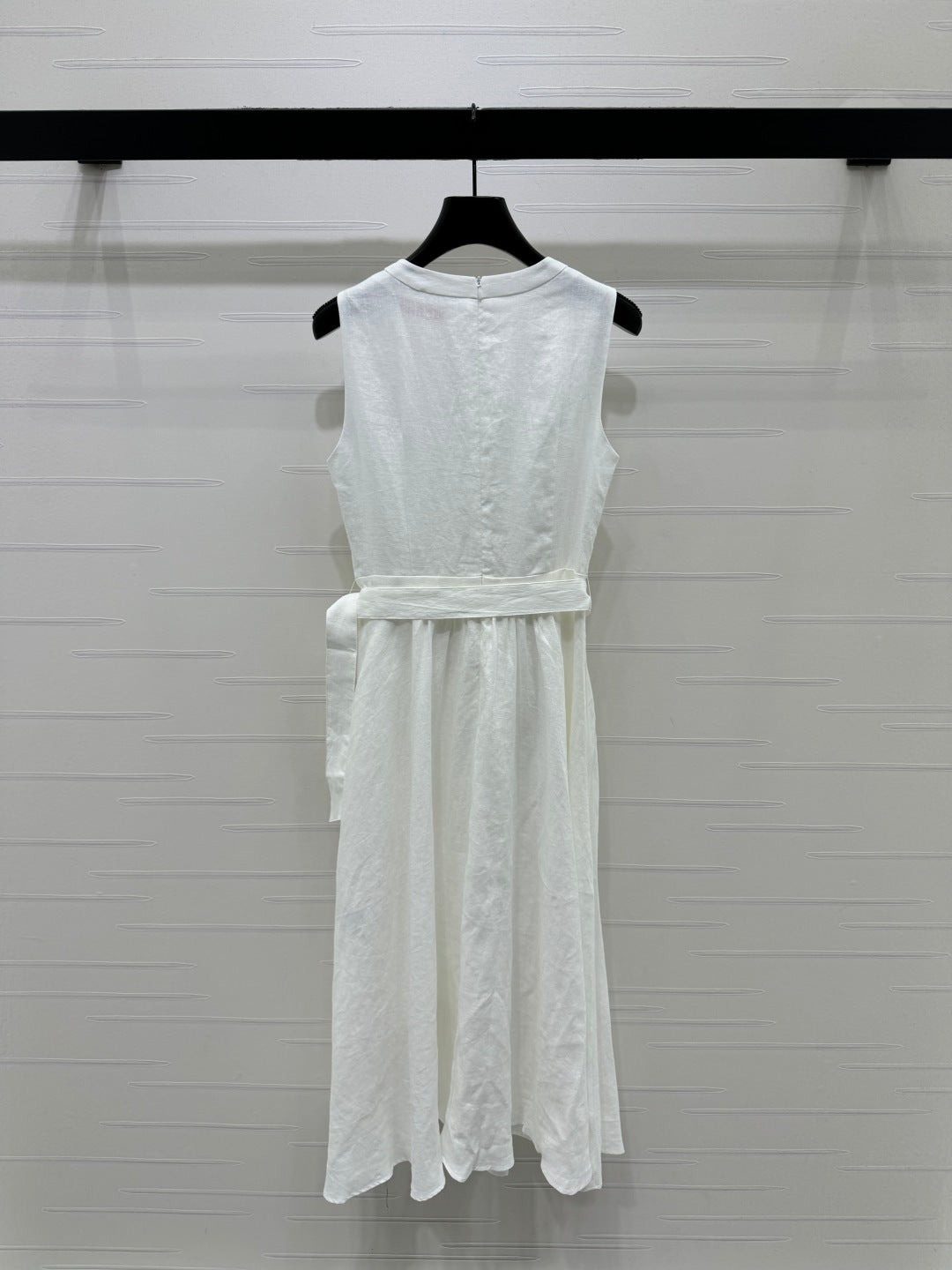 VALENTINO 26S SLEEVELESS MAXI DRESS 147