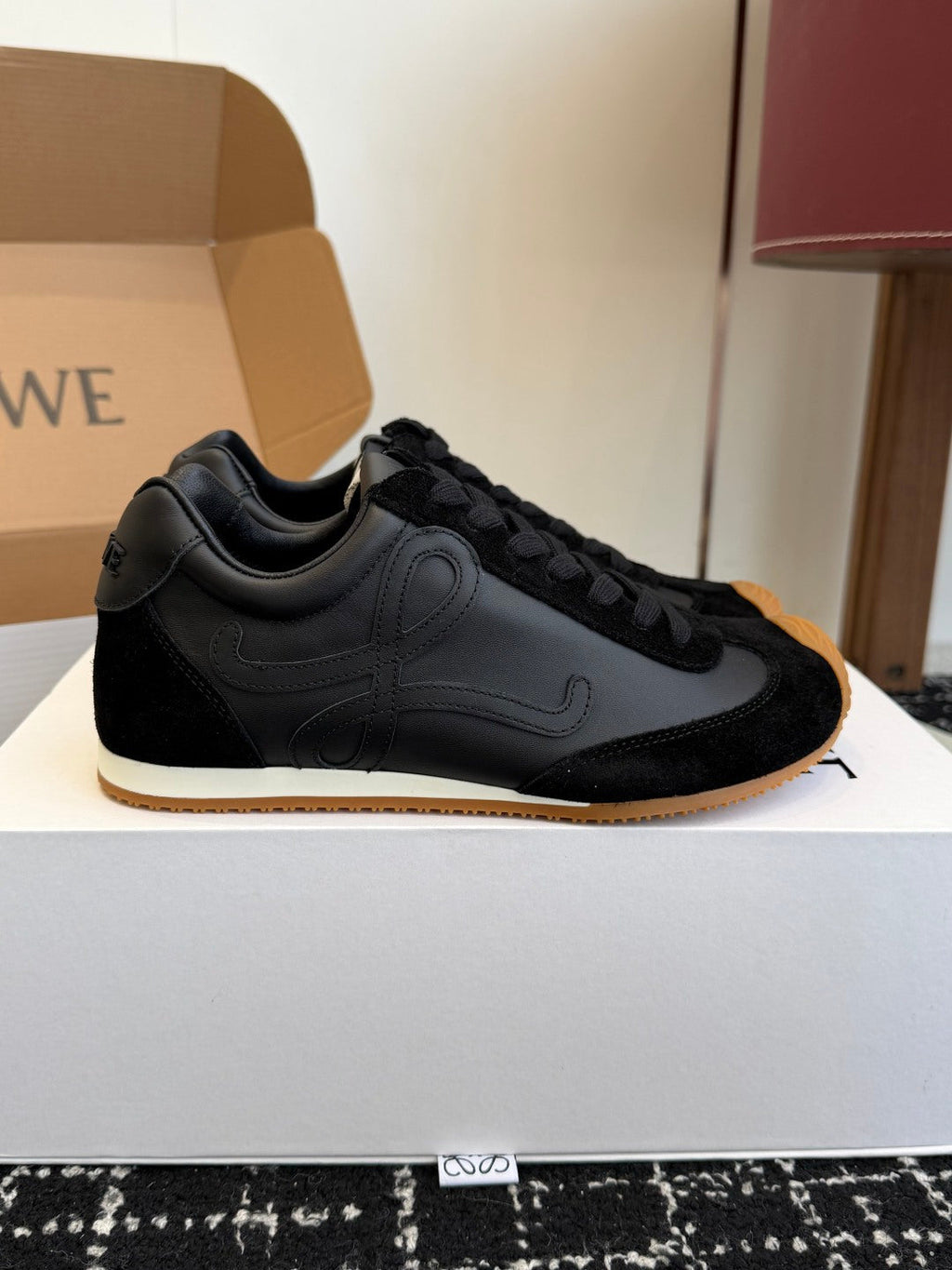 LOEWE 26S FLOW RUNNER SNEAKER IN BLACK SUEDE AND LAMBSKIN