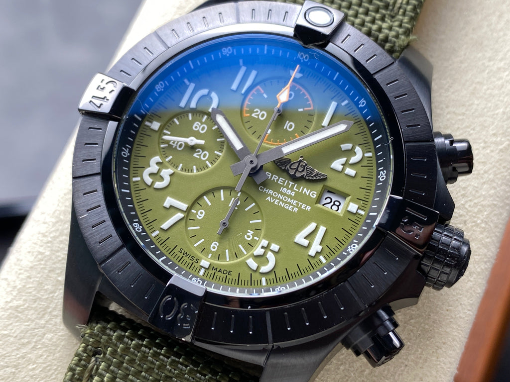 AVENGER CHRONOGRAPH TITANIUM CASE ARMY GREEN NYLON STRAP