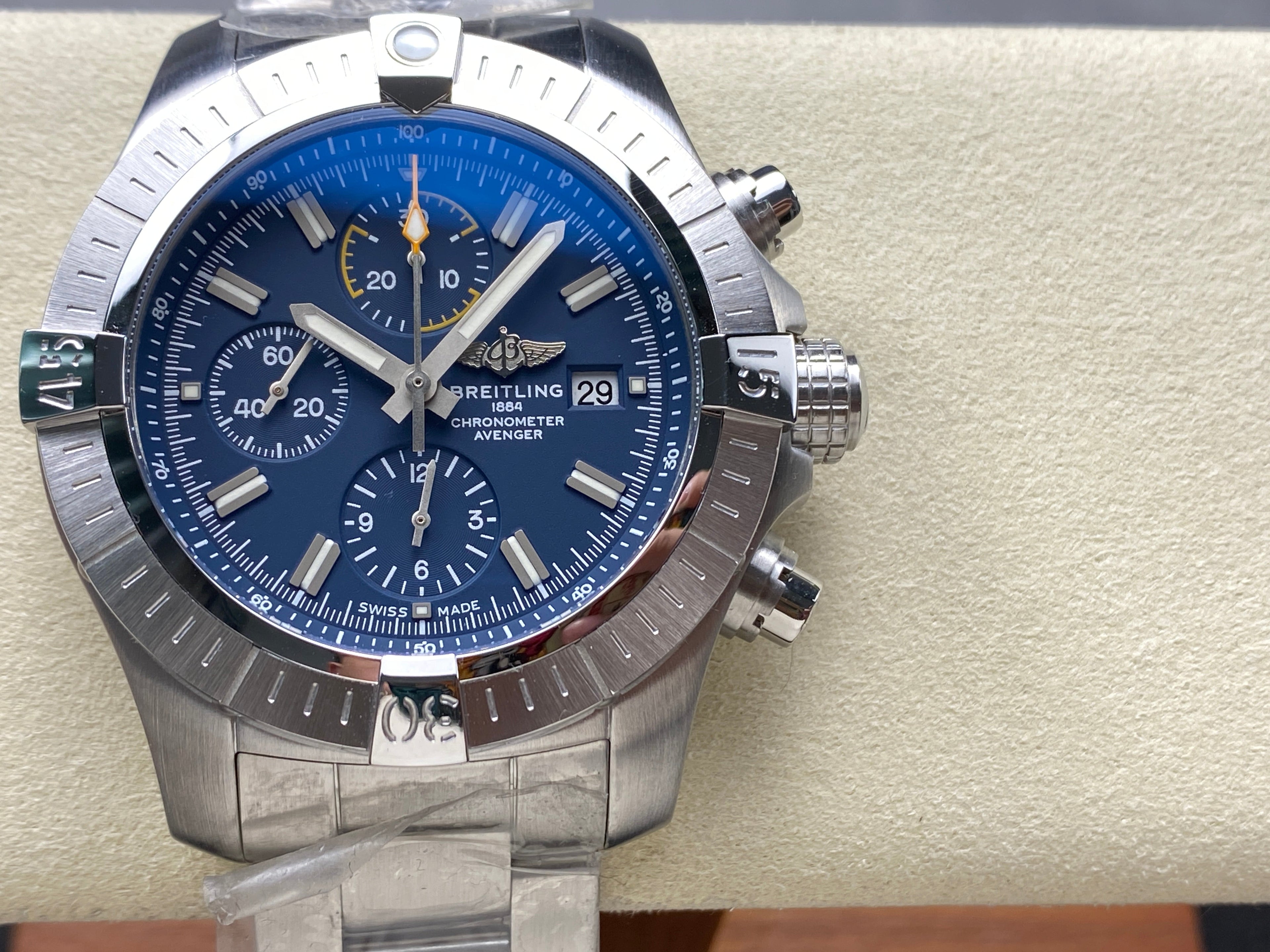 AVENGER CHRONOGRAPH STEEL CASE NAVY BLUE DIAL
