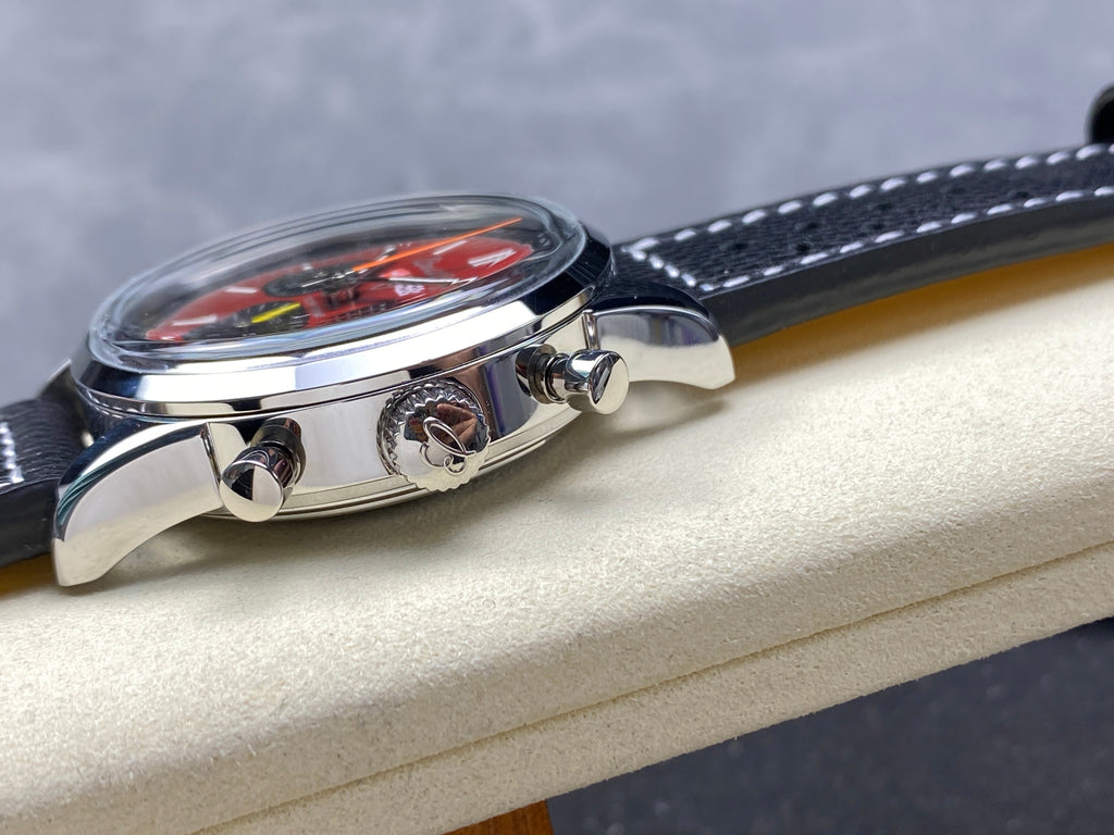 TOP TIME B01 CHEVROLET CORVETTE STEEL CASE RED MIX BLACK DIAL