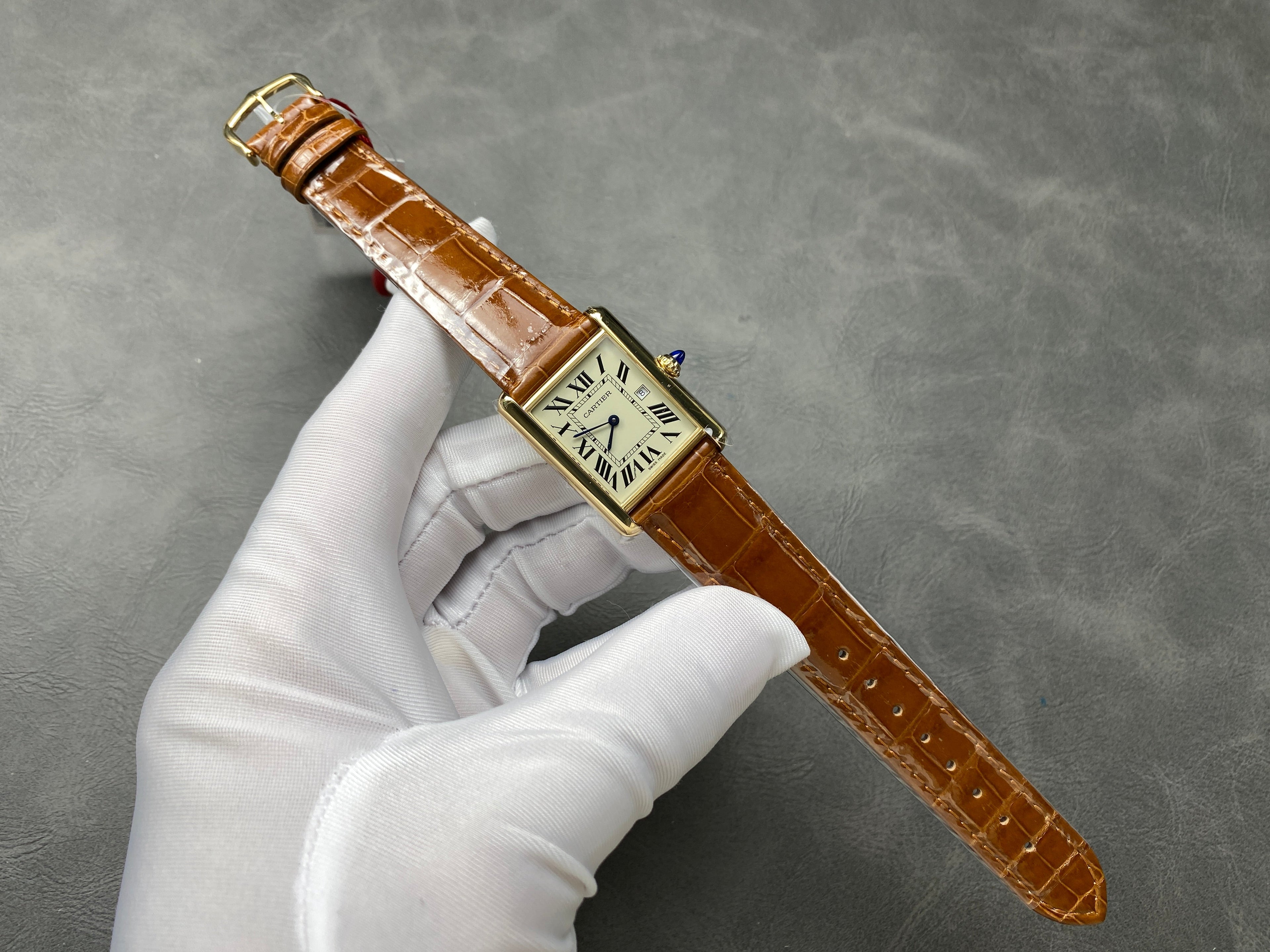 TANK LOUIS CARTIER WATCH GOLD CASE AND LEATHER STRAP