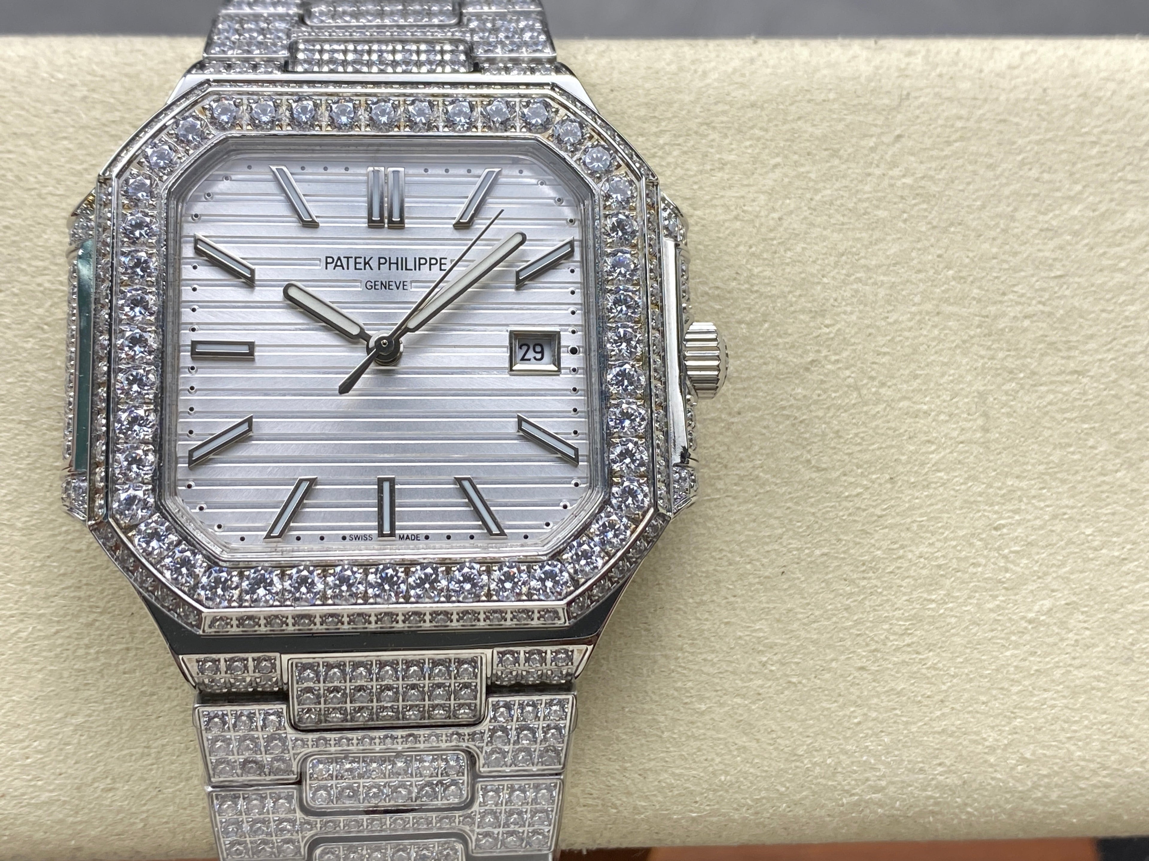 CUBITUS AUTOMATIC ALL STEEL ATTACHED DIAMOND SILVER DIAL