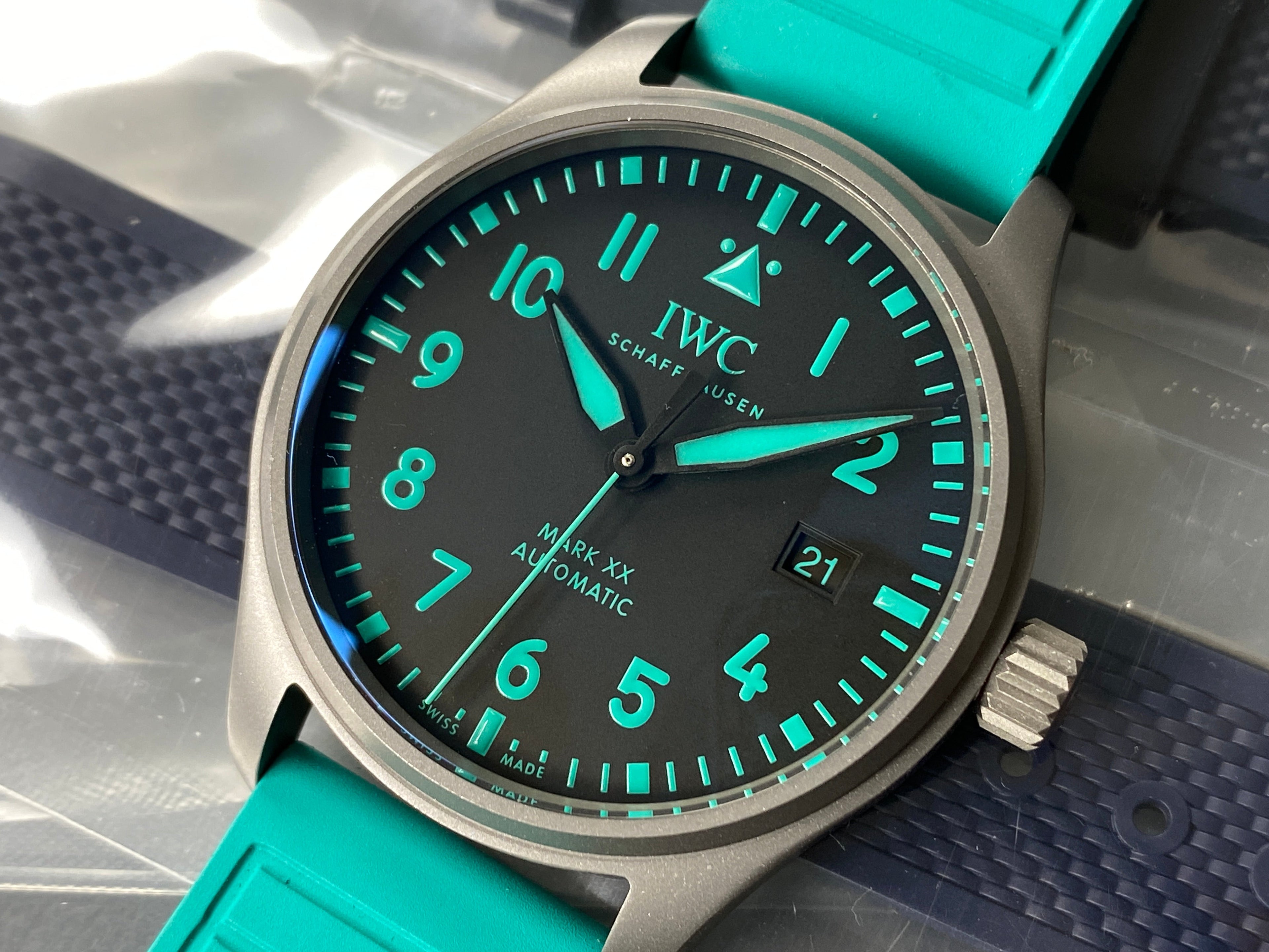 PILOT’S WATCH MARK XX MERCEDES  SILVER CASE ON TEAL GREEN RUBBER STRAP