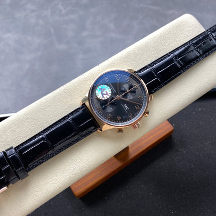 PORTUGIESER AUTOMATIC 40 MM WATCH ROSE GOLD CASE WITH BLACK LEATHER STRAP AND DIAL