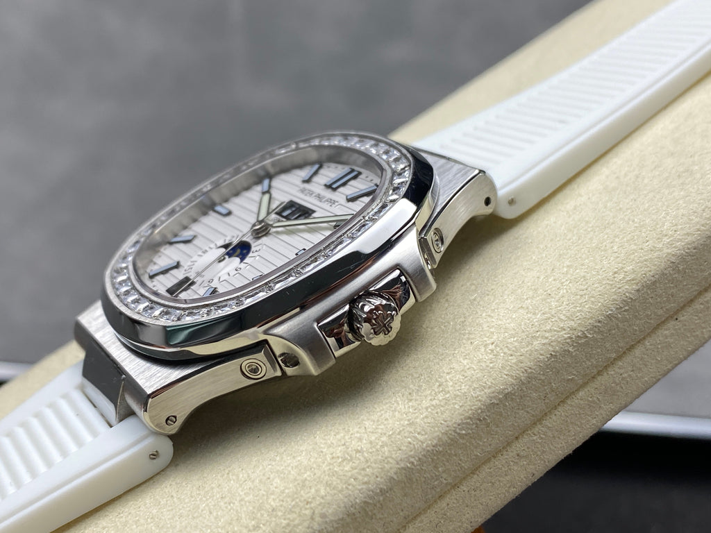 NAUTILUS STEEL ATTACHED DIAMOND BEZEL WHITE RUBBER STRAP