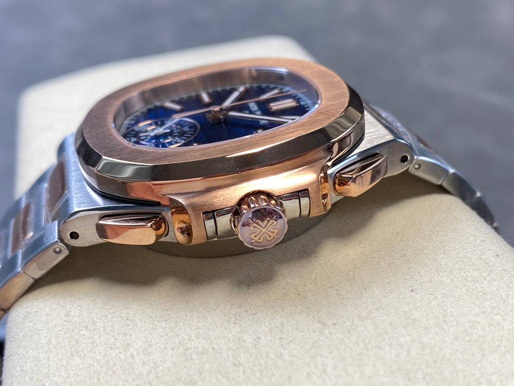 NAUTILUS STEEL AND ROSE GOLD BRACELET BLUE DIAL