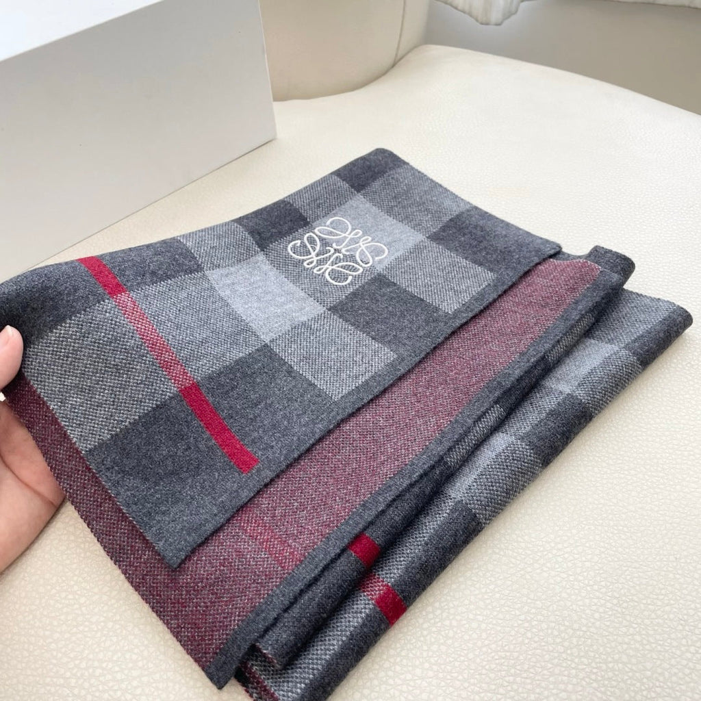 LOEWE 25S SCARF 180 IN CASHMERE 852879