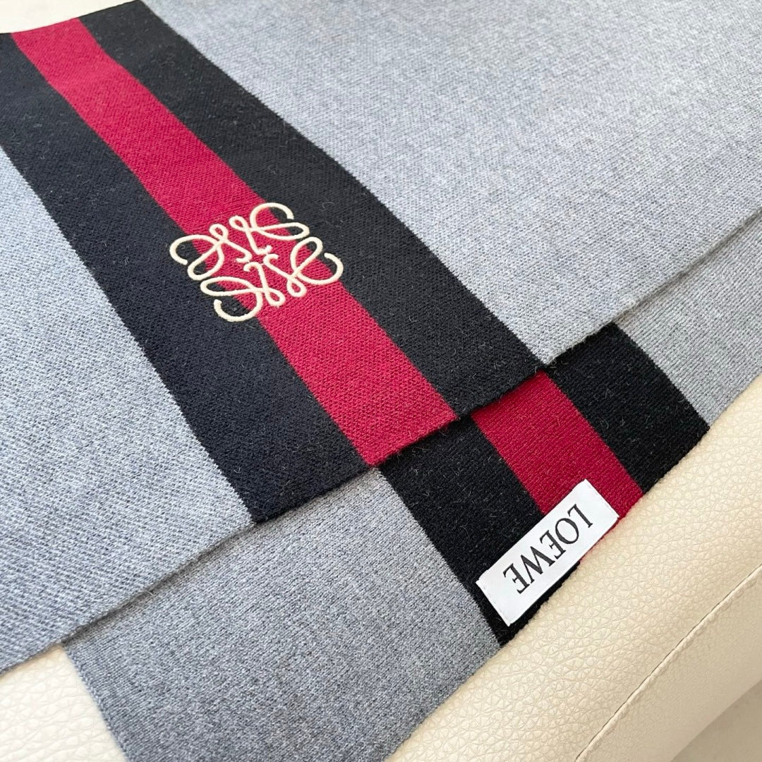 LOEWE 25S SCARF 180 IN CASHMERE 852880