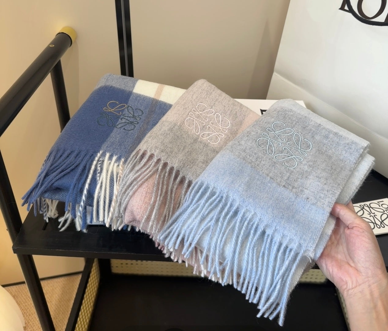 LOEWE 25S SCARF 180 IN CASHMERE 854625