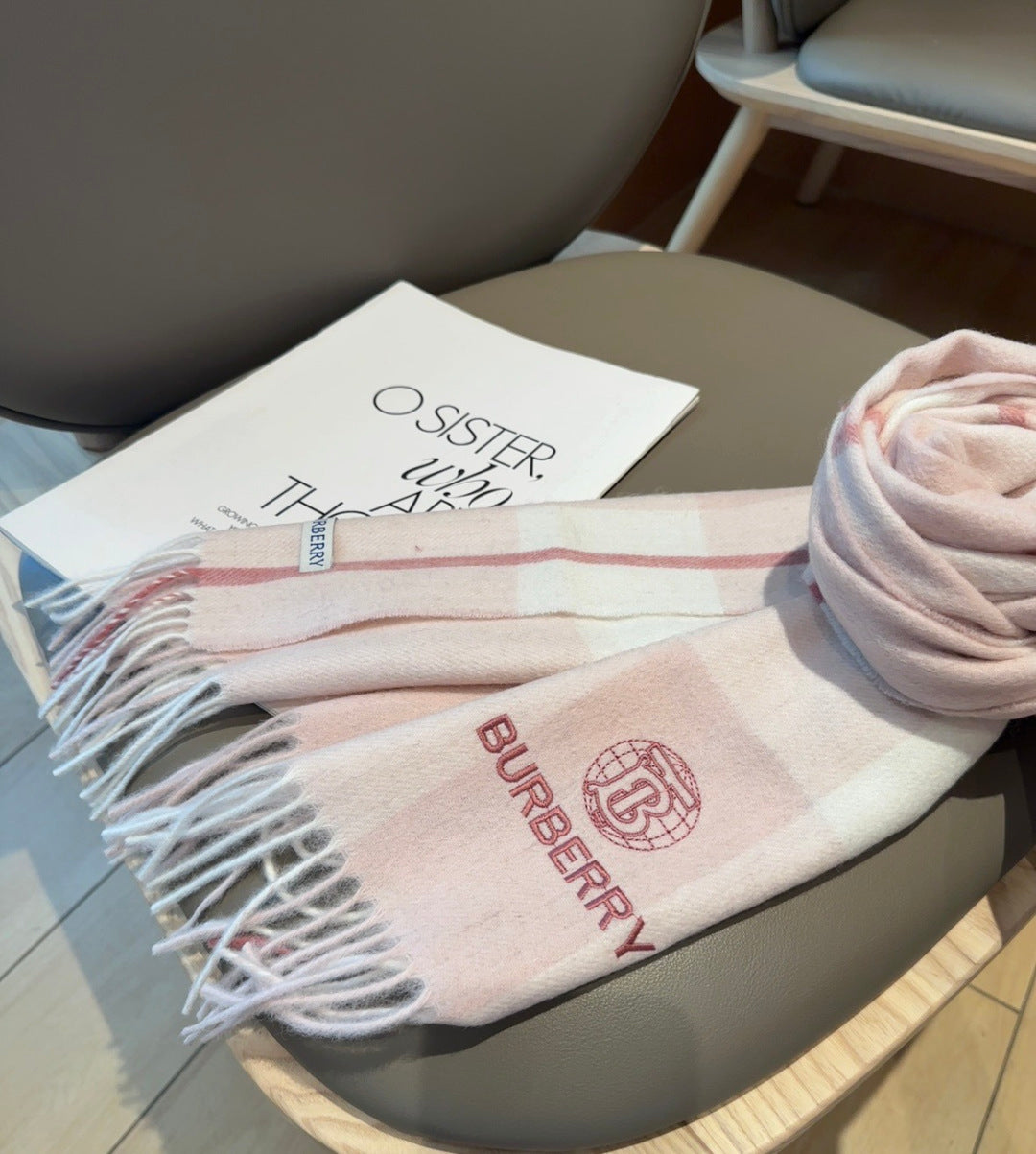 BURBERRY 25S SCARF 180 CM IN CASHMERE 935744