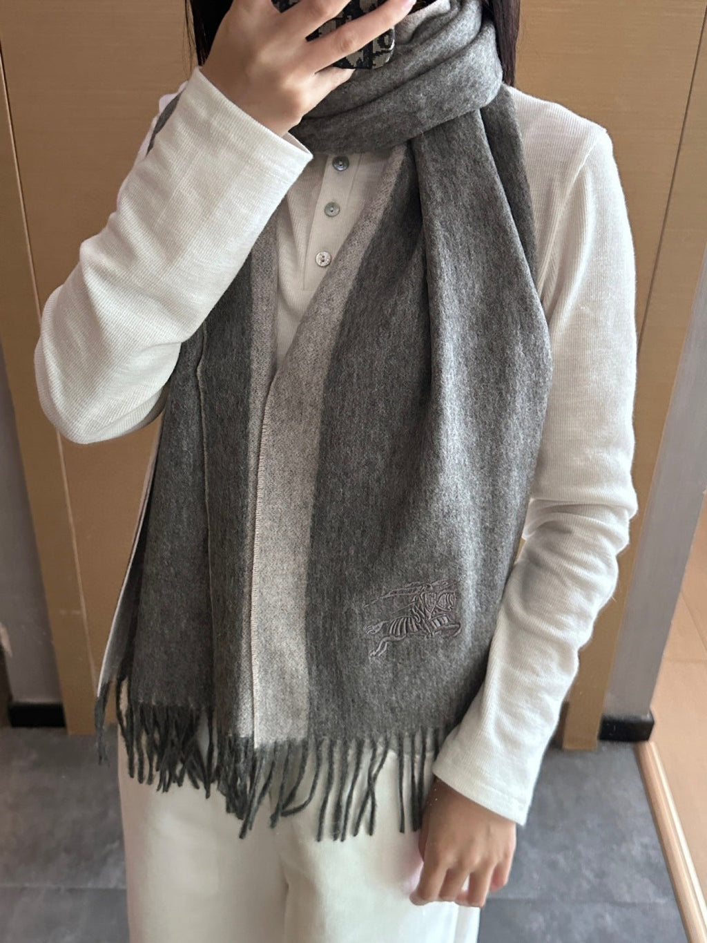 BURBERRY 25S SCARF 180 CM IN CASHMERE 935746