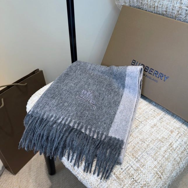 BURBERRY 25S SCARF 180 CM IN CASHMERE 935746