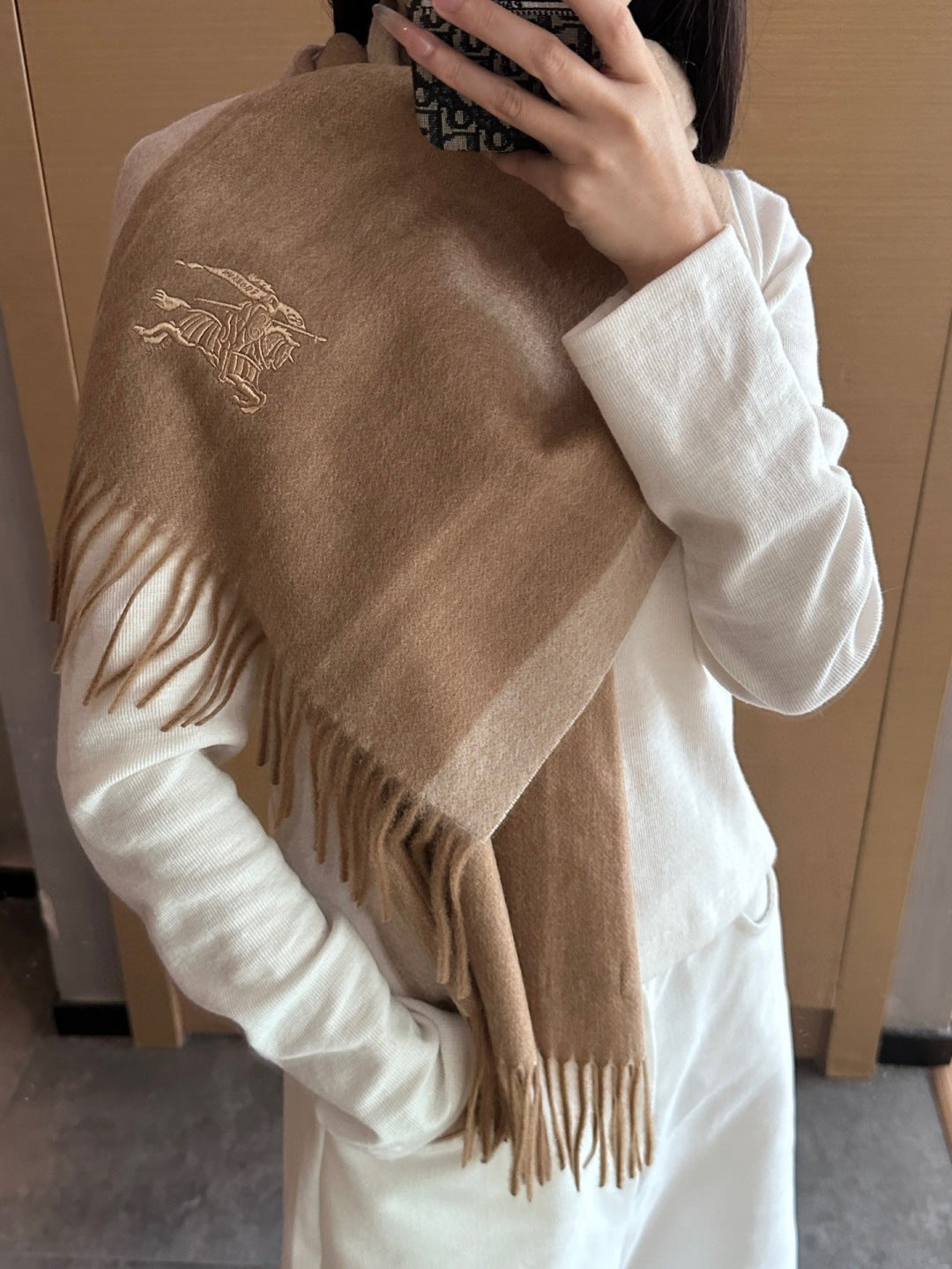 BURBERRY 25S SCARF 180 CM IN CASHMERE 935748