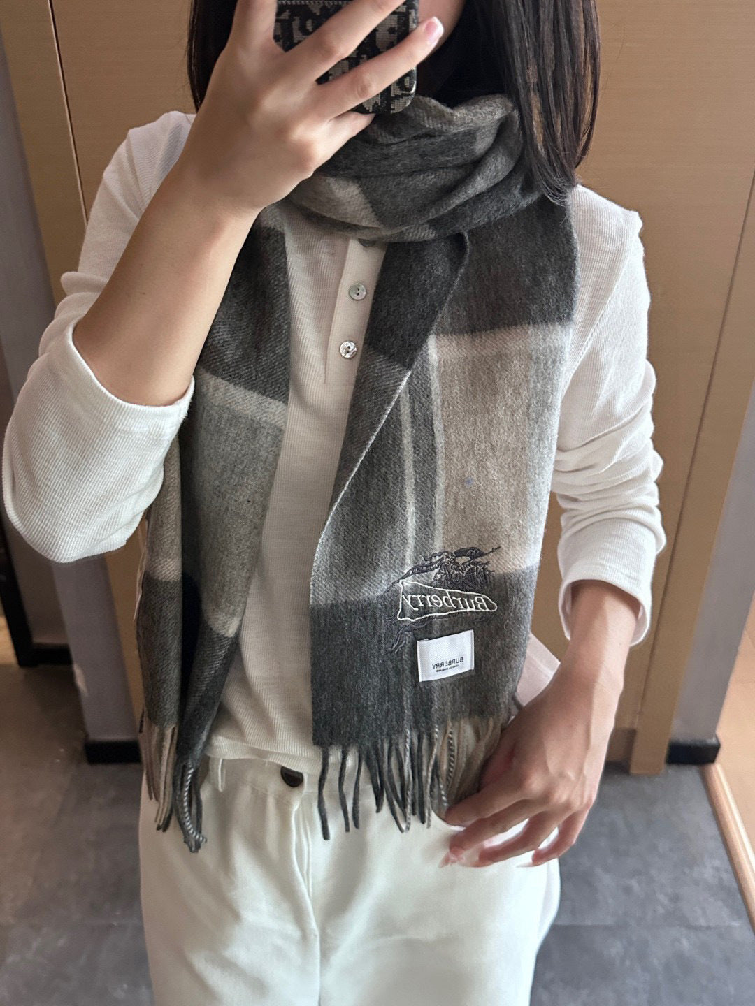 BURBERRY 25S SCARF 180 CM IN CASHMERE 938035