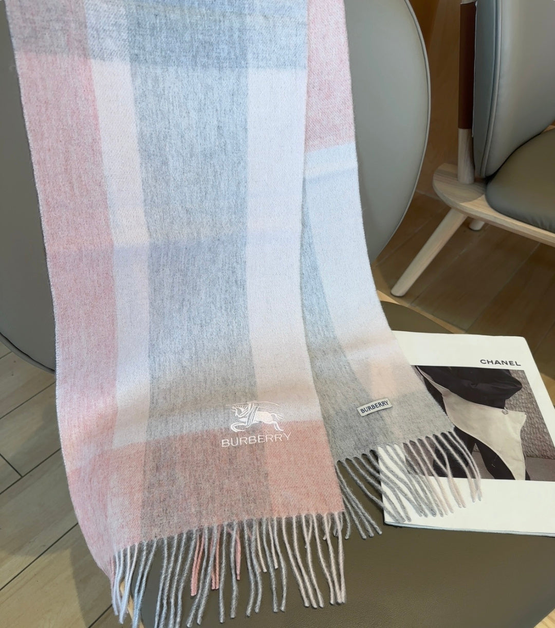 BURBERRY 25S SCARF 180 CM IN CASHMERE 938042