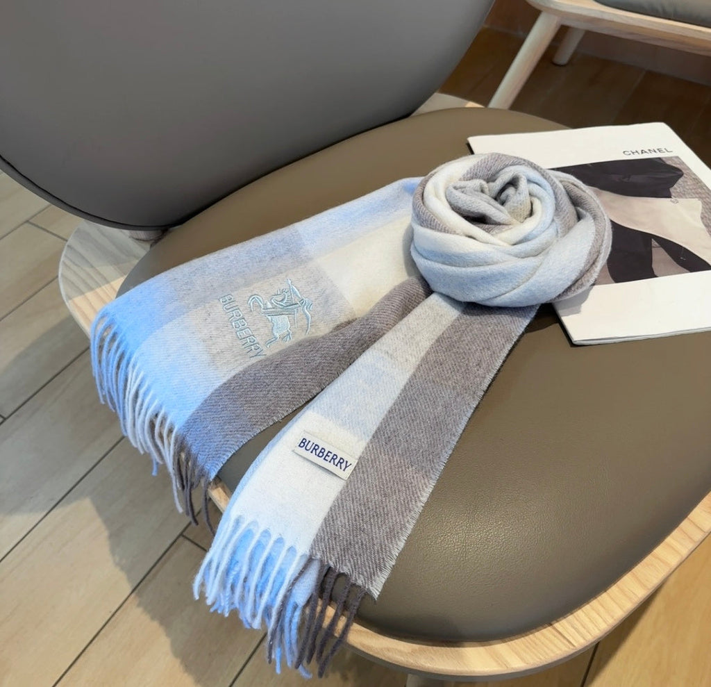 BURBERRY 25S SCARF 180 CM IN CASHMERE 938043