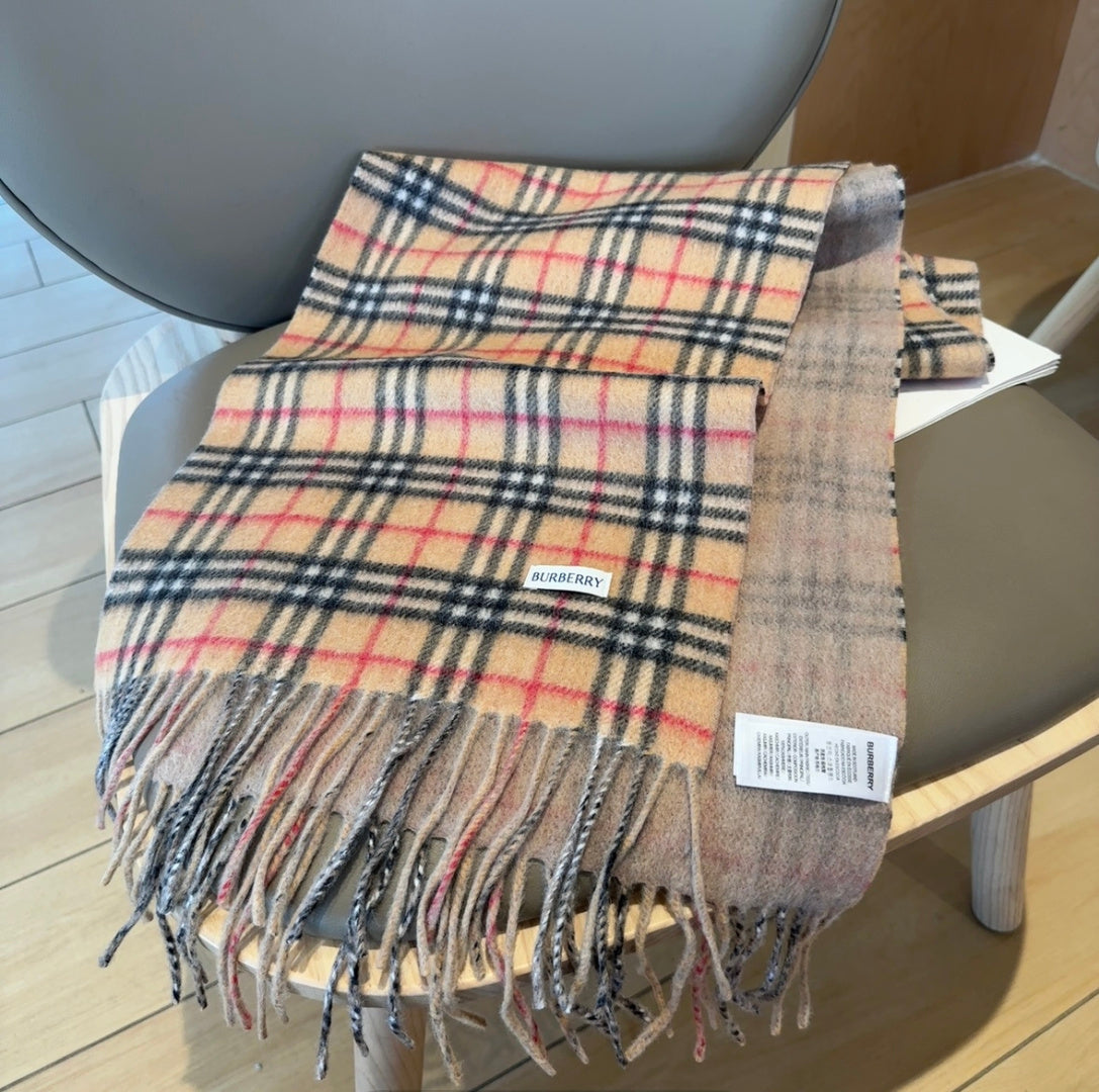 BURBERRY 25S SCARF 180 CM IN CASHMERE 938046