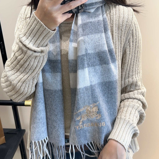 BURBERRY 26S SCARF 180CM IN CASHMERE 196357