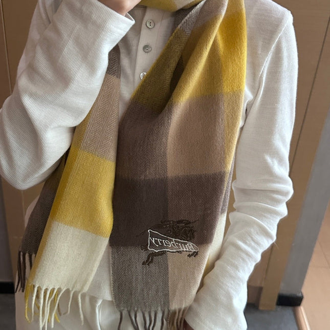 BURBERRY 26S SCARF 180CM IN CASHMERE 207625