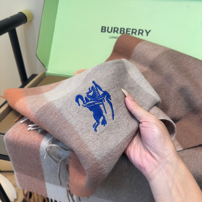 BURBERRY 26S SCARF 180CM IN CASHMERE 207631