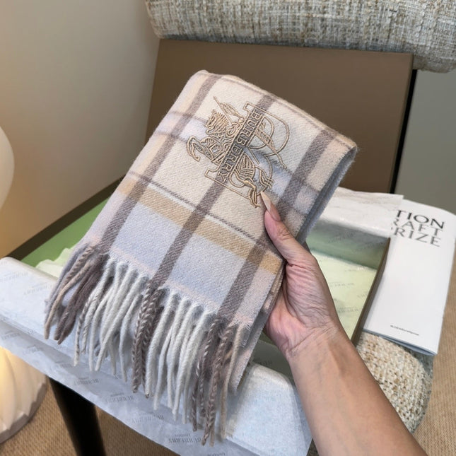 BURBERRY 26S SCARF 180CM IN CASHMERE 207637