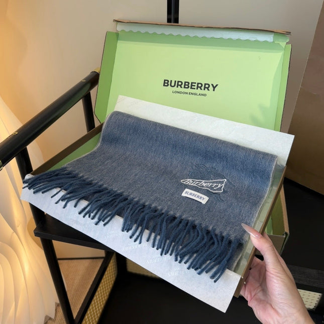 BURBERRY 26S SCARF 180CM IN CASHMERE 207842