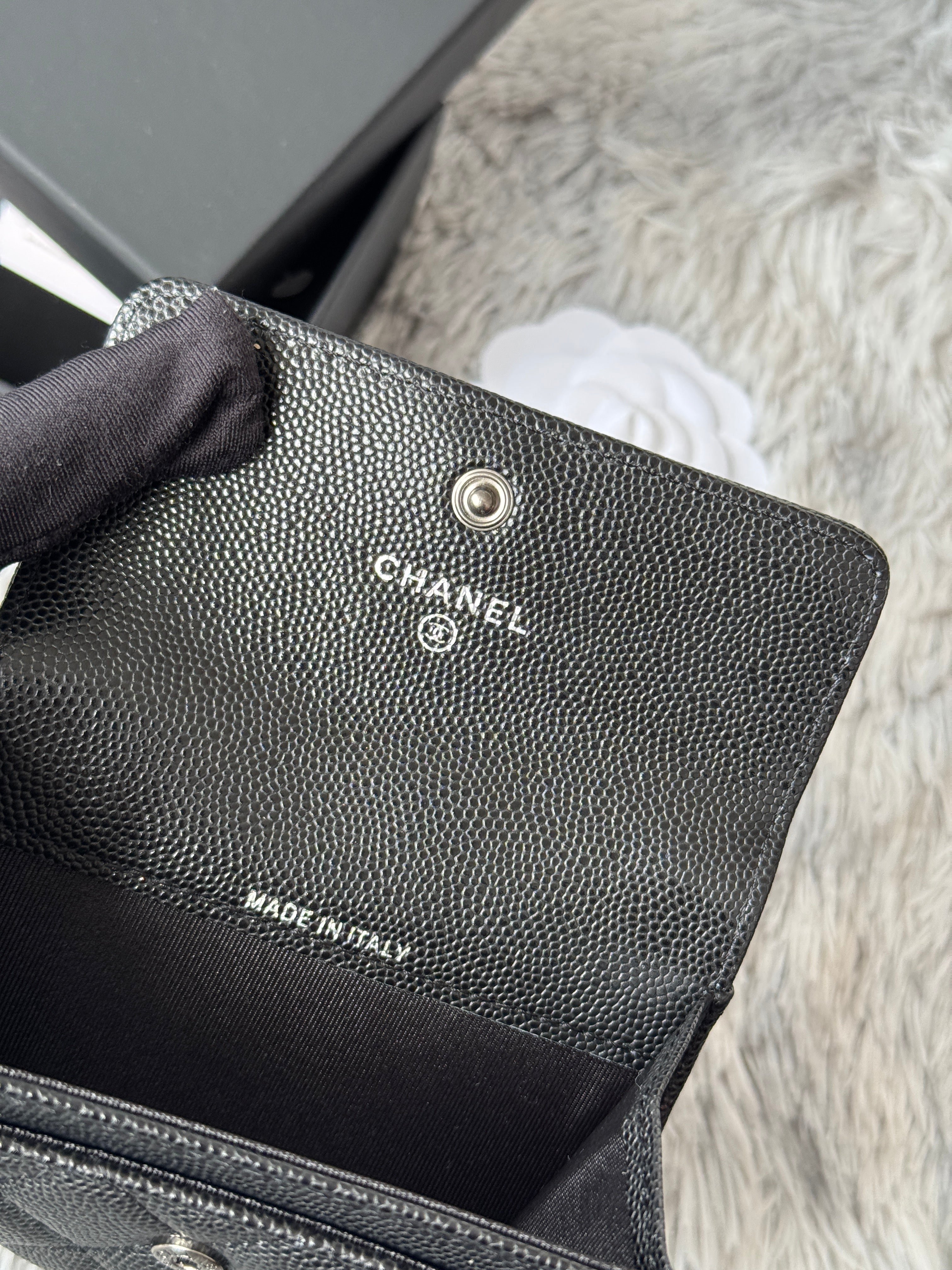LEBOY WALLET 11 IN BLACK GRAINED CALFSKIN SILVER-TONE HARDWARE