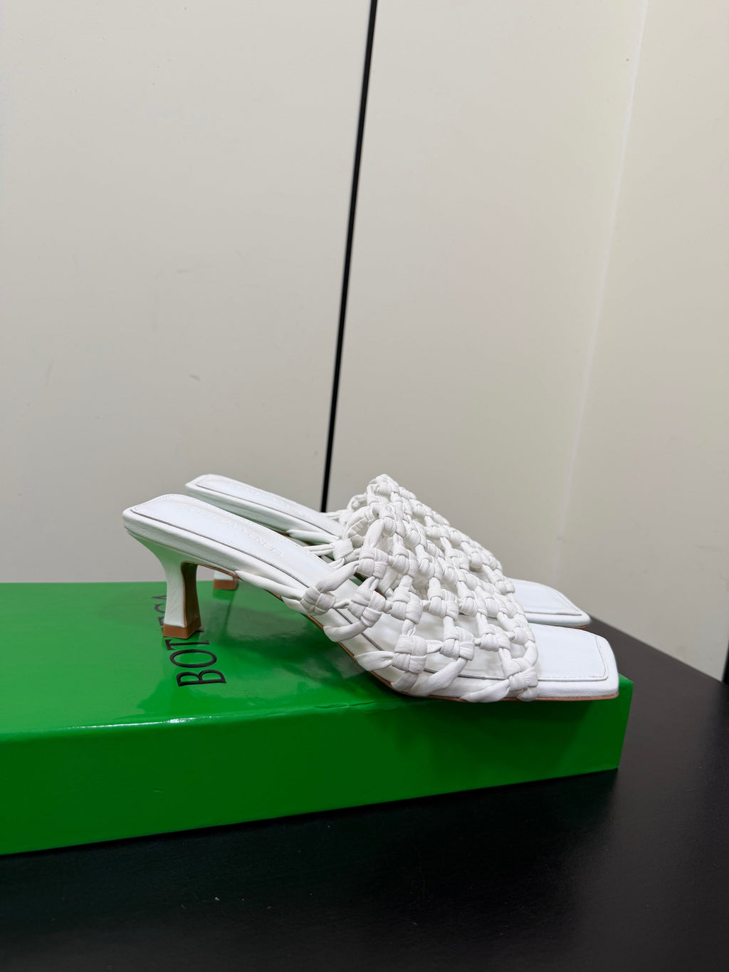 BOTTEGA VENETA 26S WOVEN STRAP HIGH-HEEL SANDALS 55 MM IN WHITE LAMBSKIN
