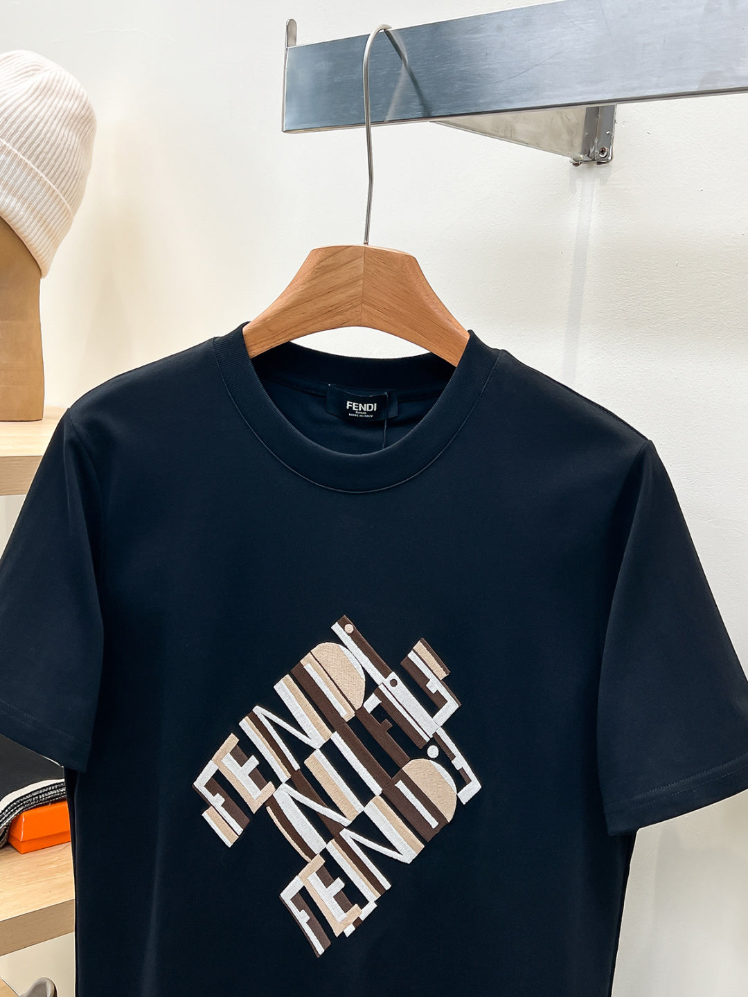 FENDI 26S SHORT SLEEVE T-SHIRT 048