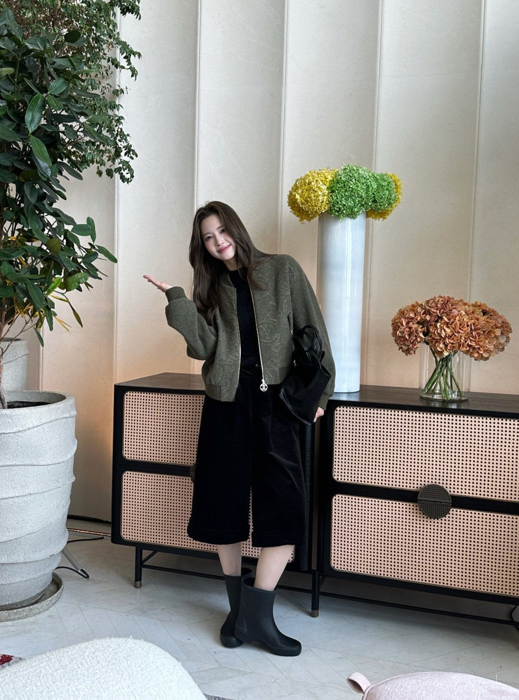 CHANEL 25S BOMBER JACKET 424