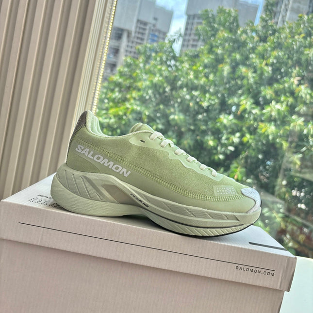 ALO 25S SALOMON SPECTUR SNEAKER IN LIGHT GREEN FABRIC