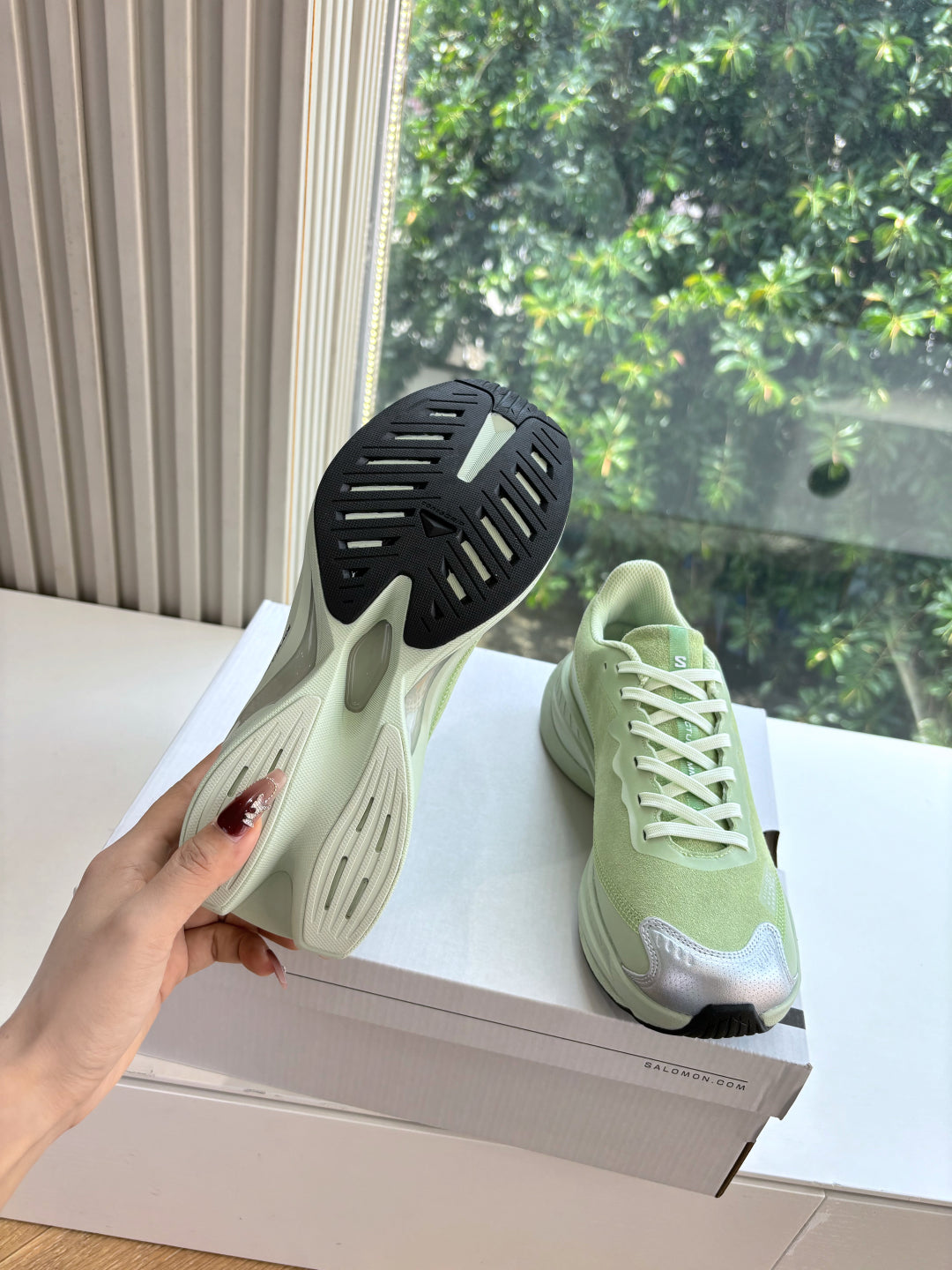 ALO 25S SALOMON SPECTUR SNEAKER IN LIGHT GREEN FABRIC