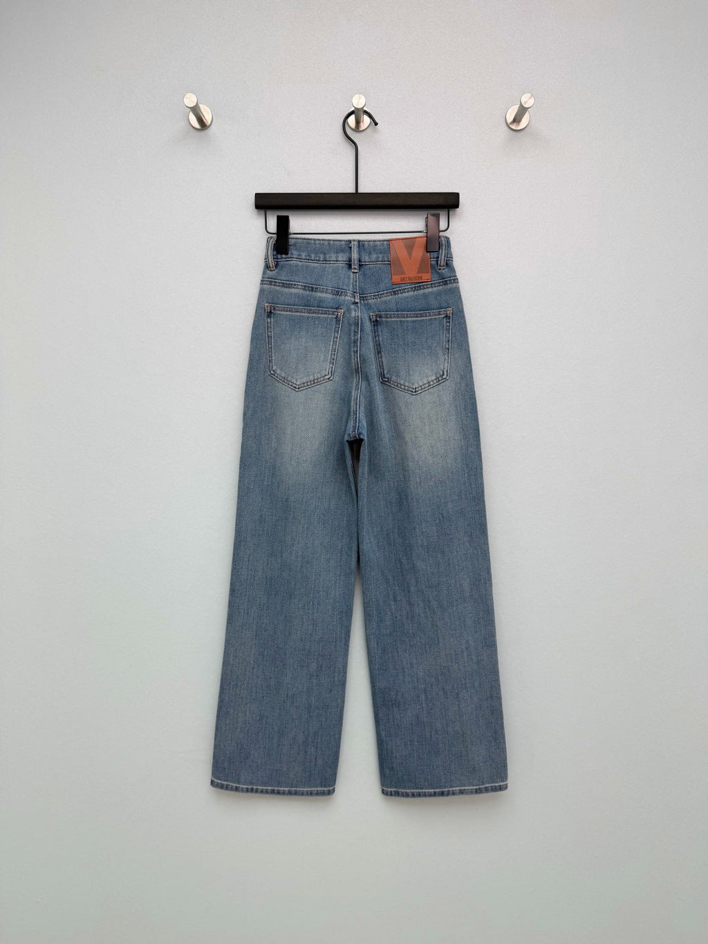 VALENTINO 26S STRAIGHT LEG JEANS 163