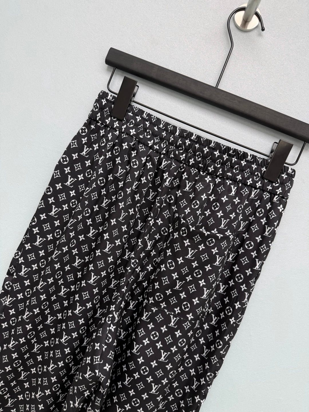 LV 26S WIDE-LEG PANTS STYLE 194