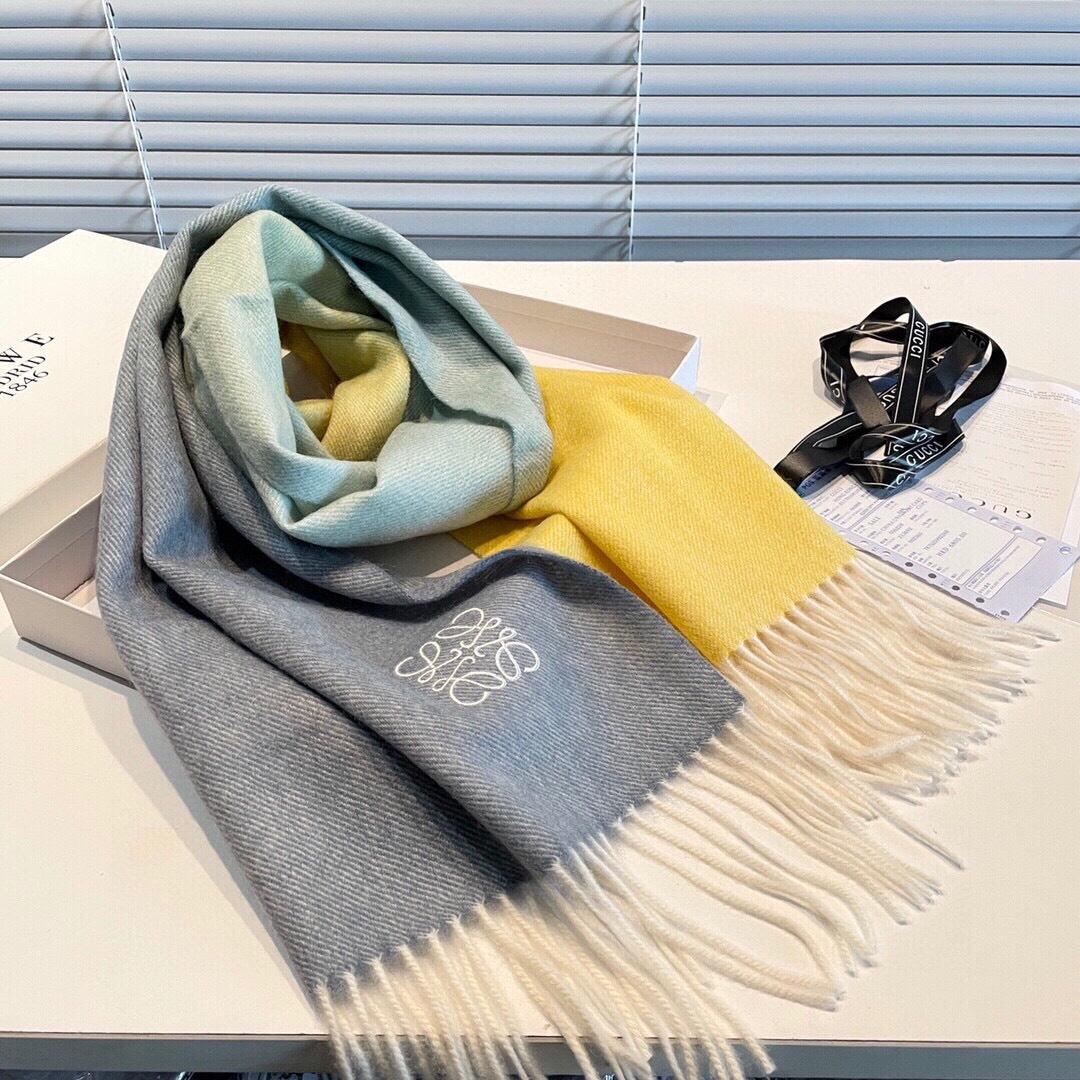 LOEWE 25S SCARF 190 IN CASHMERE 854878