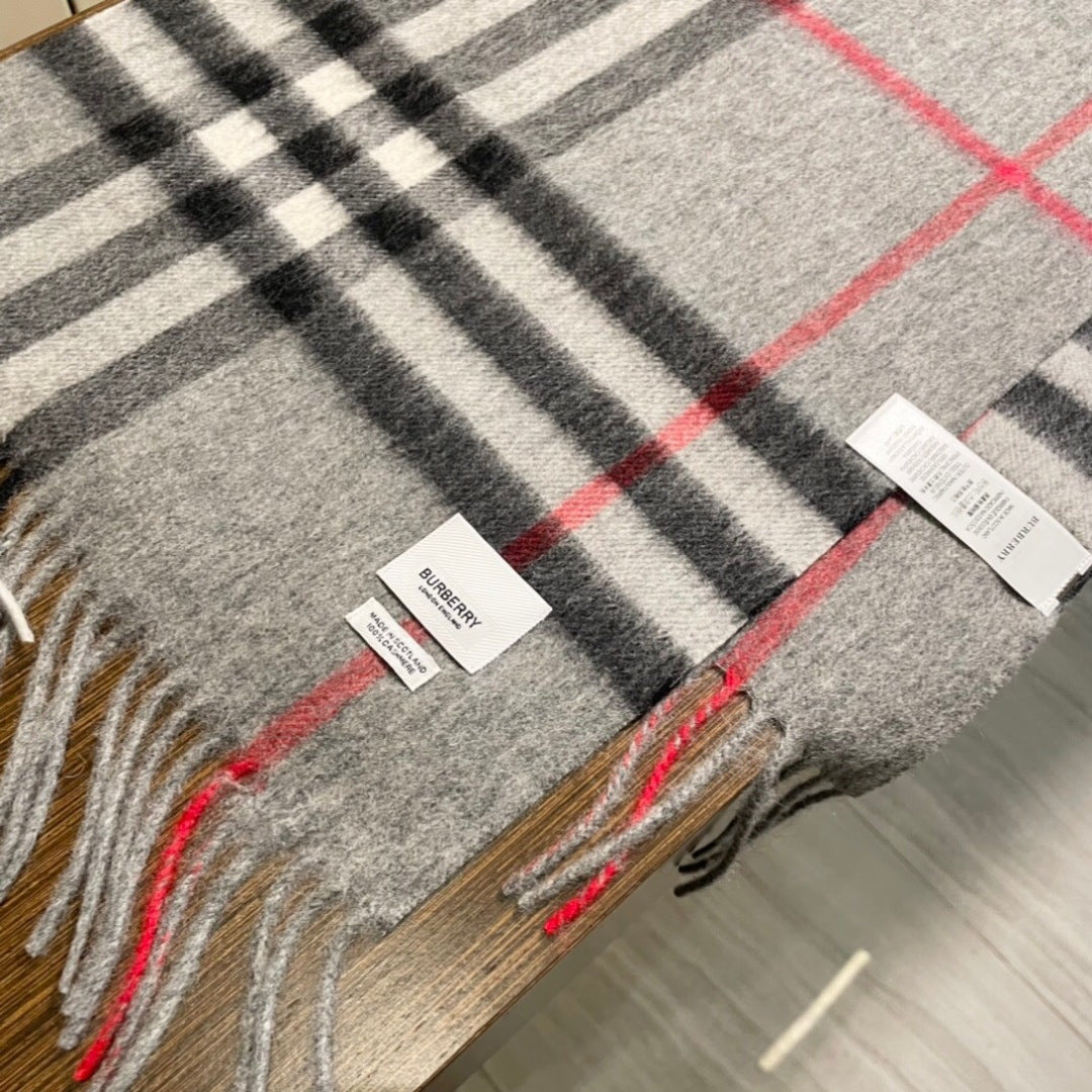 BURBERRY 25S SCARF 180 CM IN CASHMERE 938246