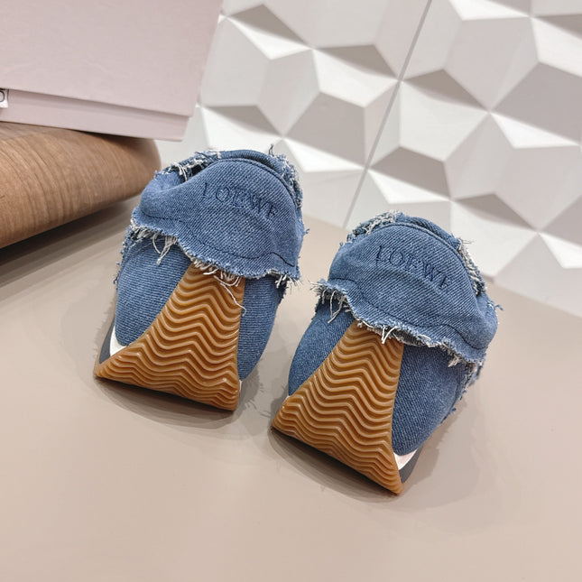 LOEWE 26S FLOW RUNNER SNEAKER IN BLUE DENIM