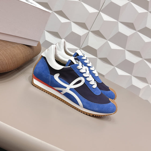 LOEWE 26S FLOW RUNNER SNEAKER IN BLUE SUEDE AND WHITE CALFSKIN