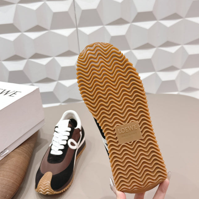 LOEWE 26S FLOW RUNNER SNEAKER IN BLACK AND DARK BROWN SUEDE AND WHITE CALFSKIN
