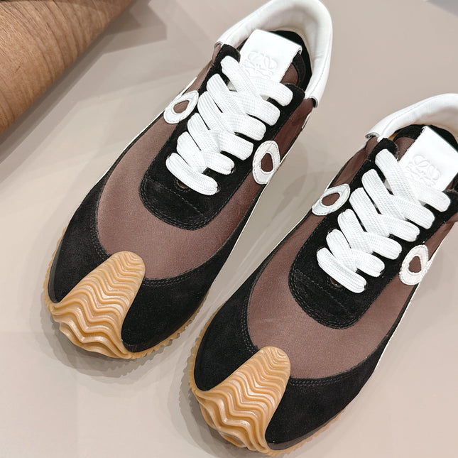 LOEWE 26S FLOW RUNNER SNEAKER IN BLACK AND DARK BROWN SUEDE AND WHITE CALFSKIN