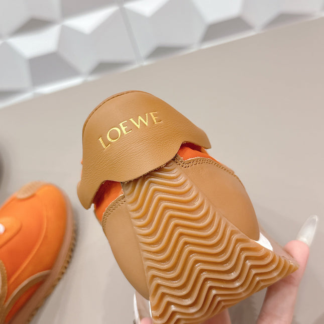 LOEWE 26S FLOW RUNNER SNEAKER IN ORANGE SUEDE AND BROWN CALFSKIN