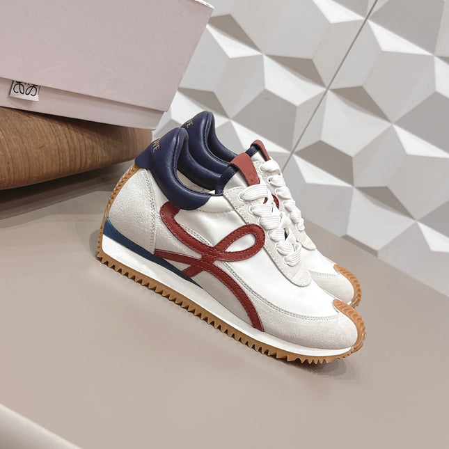 LOEWE 26S FLOW RUNNER SNEAKER IN LIGHT GRAY SUEDE AND NAVY BLUE AND RED CALFSKIN