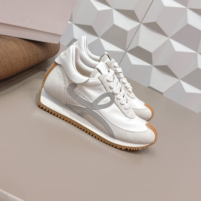 LOEWE 26S FLOW RUNNER SNEAKER IN LIGHT GRAY SUEDE AND WHITE CALFSKIN