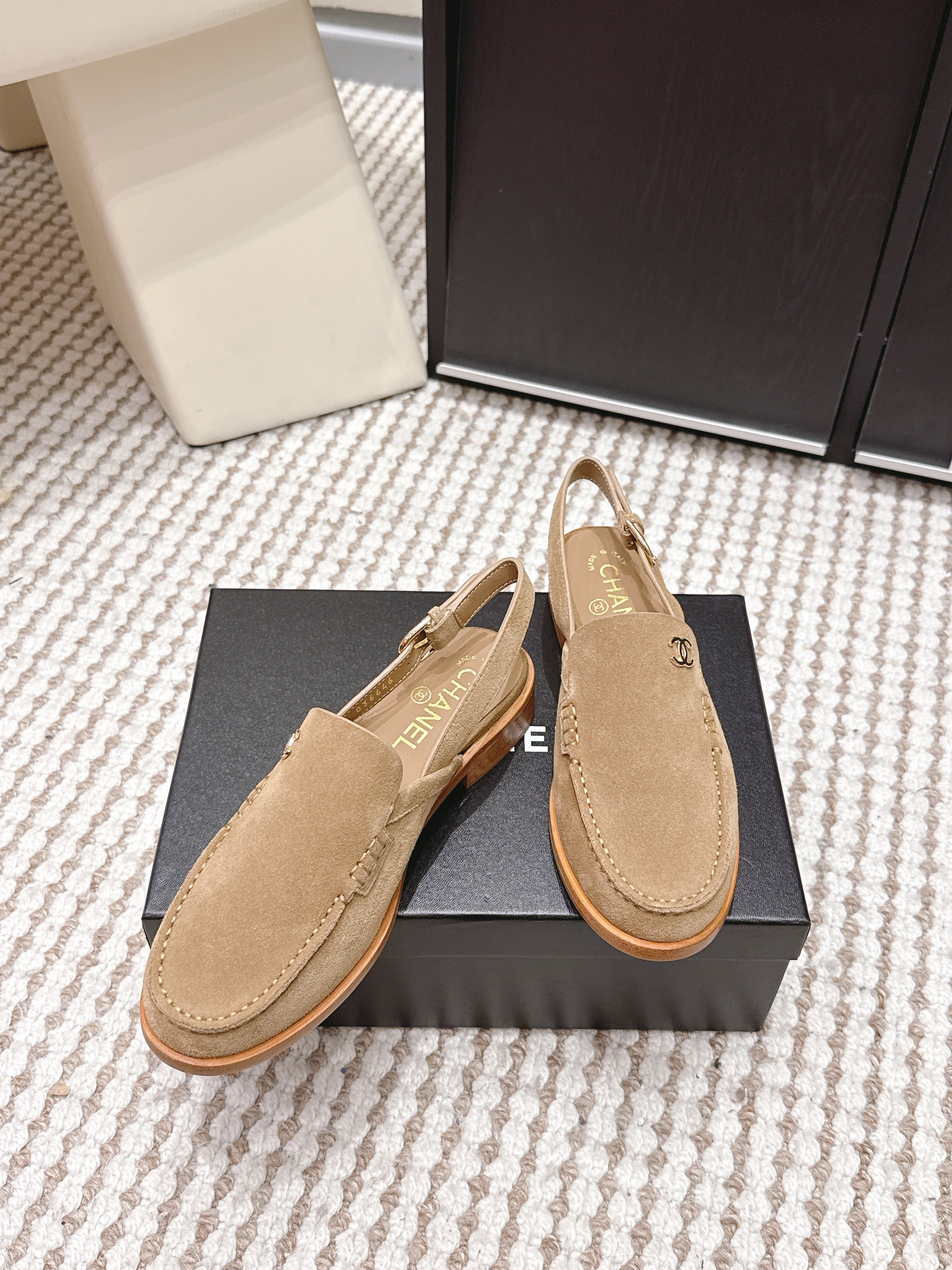 CHANEL 26S SLINGBACK LOAFERS IN LIGHT BROWN SUEDE